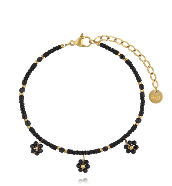 Bransoletka czarna z kwiatuszkami zapinana BTW3658