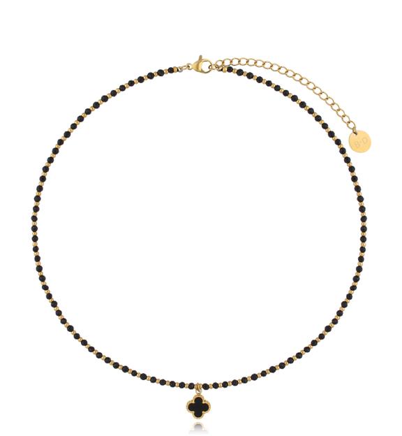 Naszyjnik z czarnych fasetowanych kamieni z koniczynką – srebrny NTW1337