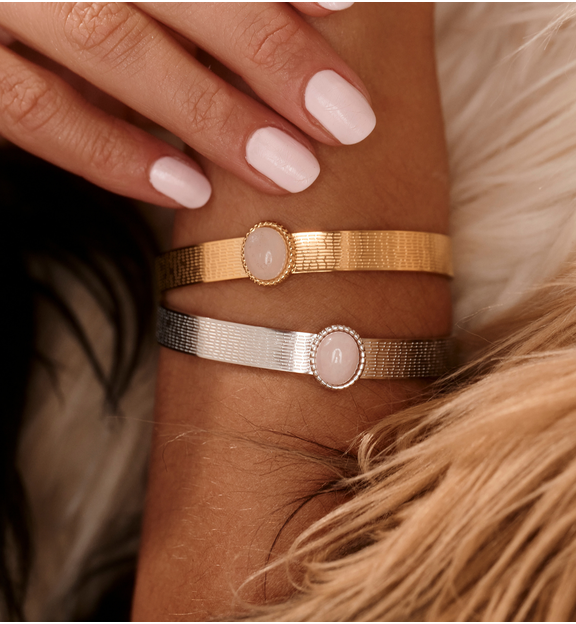 Bransoleta złota open cuff z kwarcem różowym BSY0478