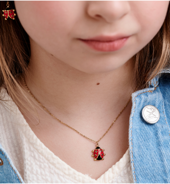 Naszyjnik dla dziewczynki z zawieszką w kształcie biedronki NSY0814