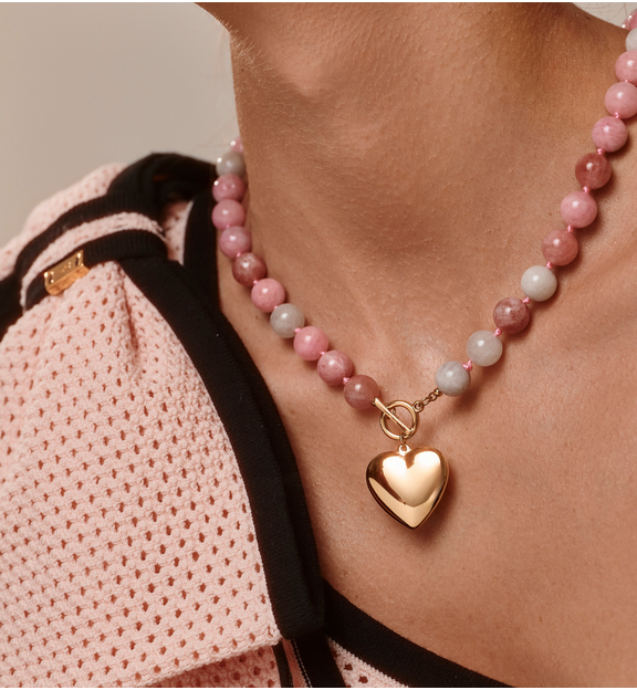 Naszyjnik z różowych i szarych kamieni z sercem NPA1518