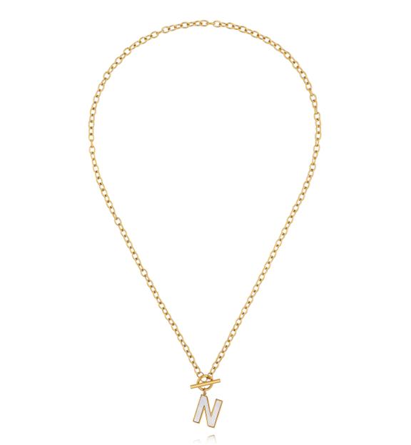 Naszyjnik z literą N i zapięciem toggle NSY0865