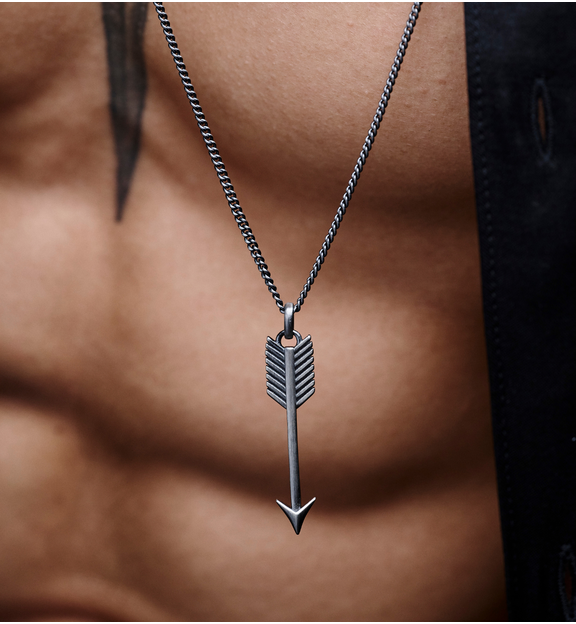 Naszyjnik męski hematytowy ze stali szlachetnej - srebrna strzała NMITC0006