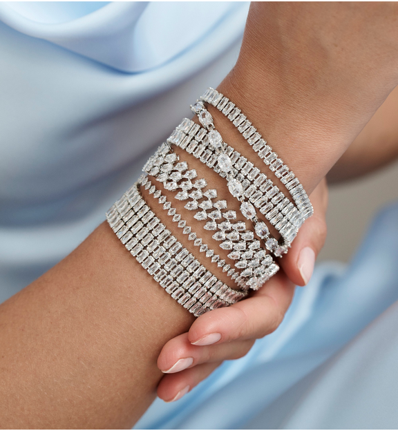 Zestaw srebrzystych bransoletek z cyrkoniami ZN0043