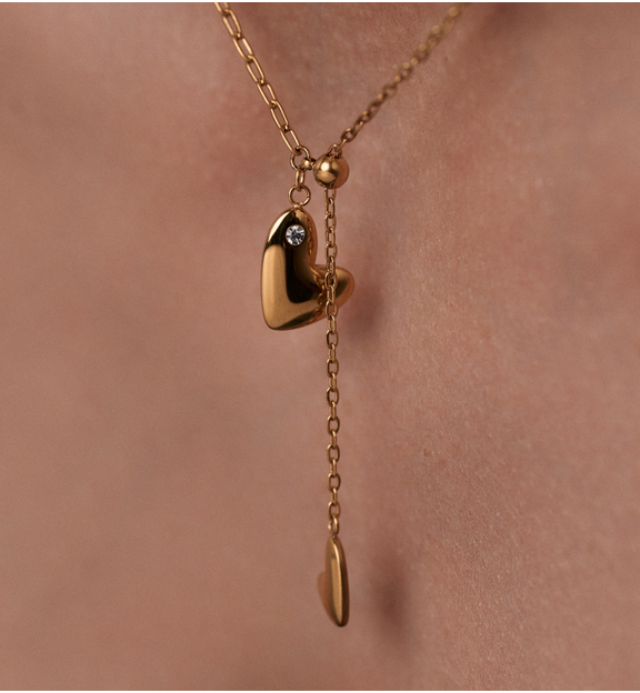 Naszyjnik z sercami i wiszącym łańcuszkiem NSY0839