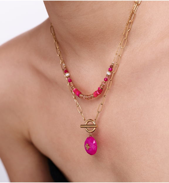 Zestaw złotych naszyjników z różowymi kamieniami i zawieszką z koniczyną ZN0118