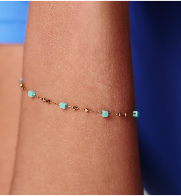 Bransoletka na złotym łańcuszku z turkusami BEA0100