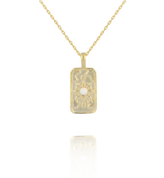 Naszyjnik z prostokątną zawieszką z motywem róży wiatrów NCA0100