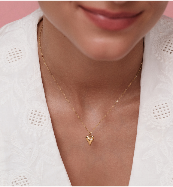 Naszyjnik z minimalistycznym sercem i cyrkonią NSY0845