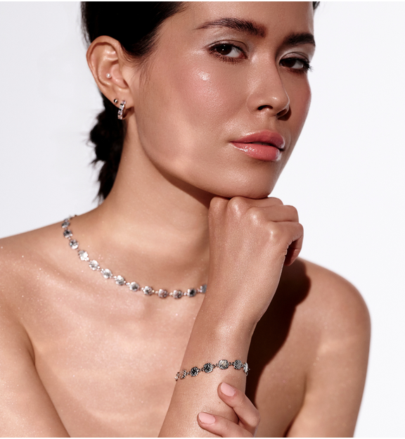 Zestaw biżuterii z fakturowanymi elementami ZN0126