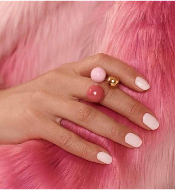 Pierścionek z kulkami w odcieniach czerwieni i pudrowego różu PSA1120