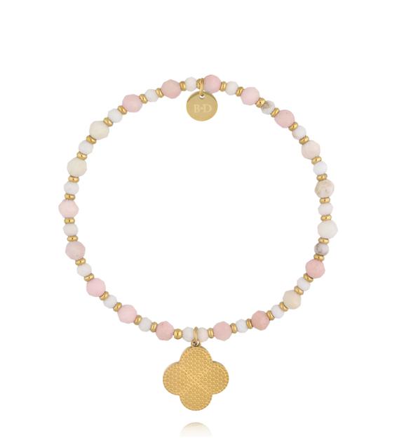 Bransoletka różowa z koniczynką BTW3672