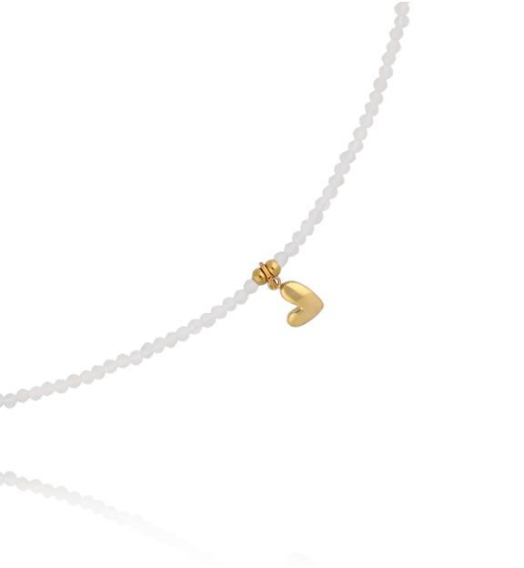 Naszyjnik z kamieniami księżycowymi i złotym serduszkiem NTW1557