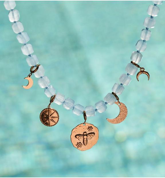 Charms złoty półksiężyc z perełką CHA0120