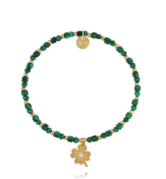 Bransoletka z malachitu ze złotą koniczyną BTW3514