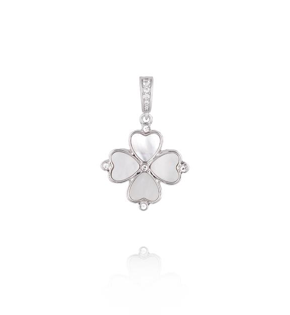 Charms srebrny z koniczynką z masy perłowej i kryształkami CHSS0028