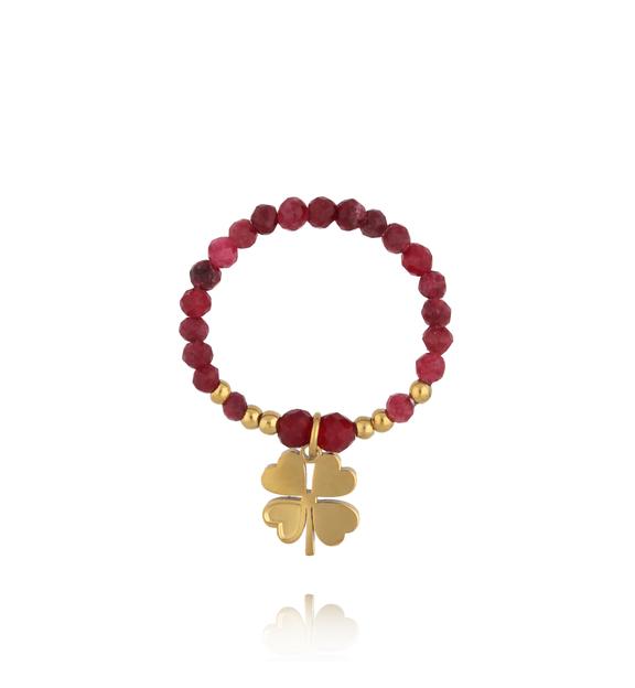 Pierścionek elastyczny z bordowymi jadeitami i koniczynką PTW0595