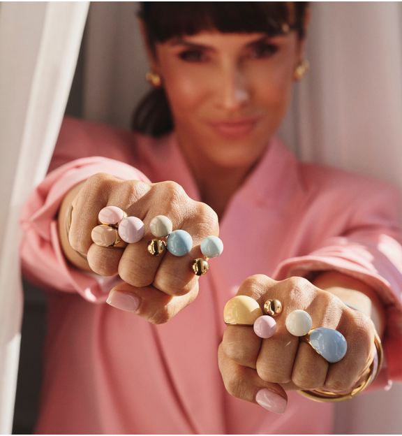 Pierścionek z kulkami w odcieniach szarości i różowego PSA1089