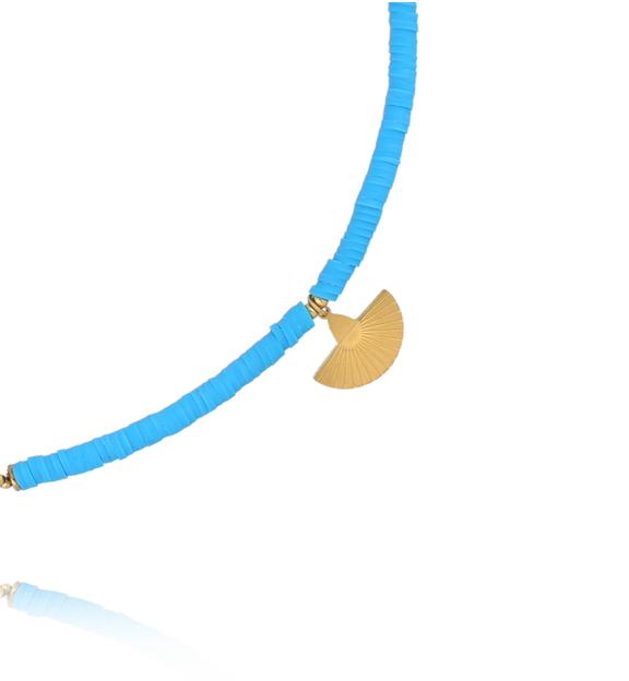 Naszyjnik z niebieskich koralików z zawieszką wachlarza NSH0125