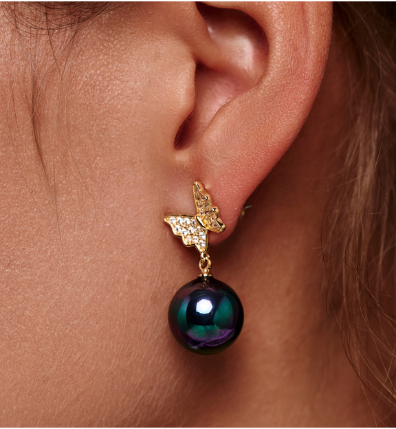 Kolczyki złocone z motylem i ciemną perłą KPE0182