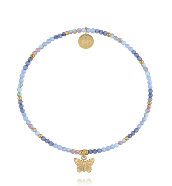 Bransoletka z niebieskich kryształków z zawieszką motyla BTW3686