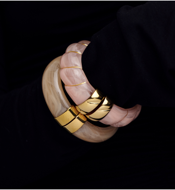 Zestaw  różowo beżowych bransoletek ZN0093