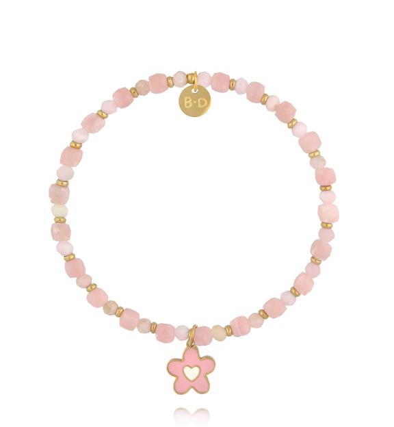 Bransoletka z różowego opalu z emaliowanym kwiatkiem BTW3707