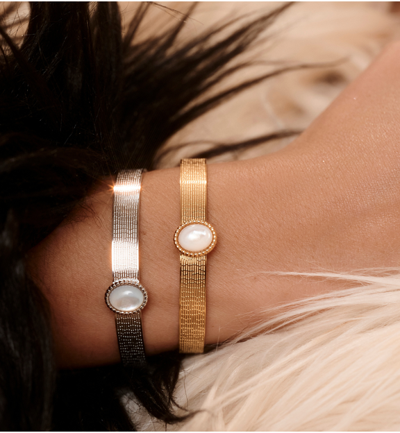 Bransoleta złota open cuff z masą perłową BSY0476