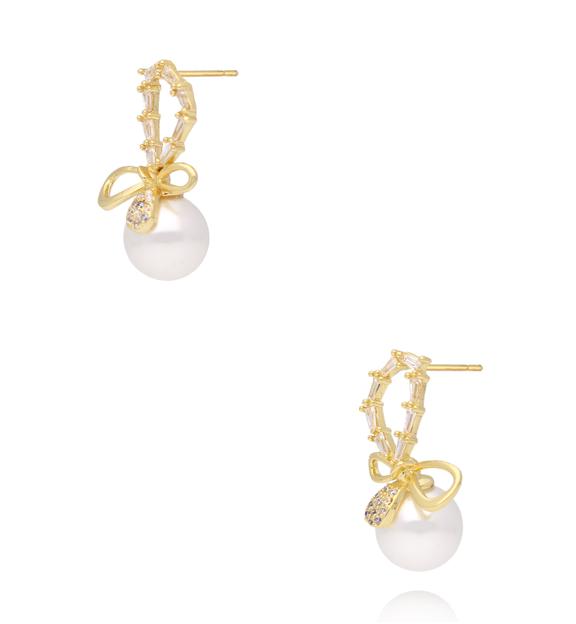 Kolczyki z kokardką, kryształkami i perłą KPE0212