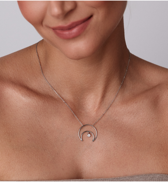 Naszyjnik z księżycem srebrny Malou NSA0802