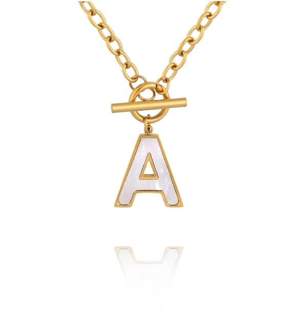 Naszyjnik z literą A i zapięciem toggle NSY0858
