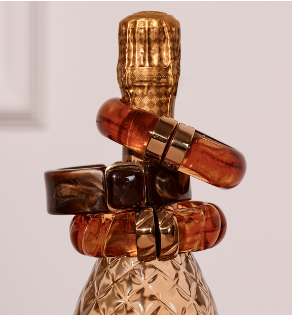 Bransoletka w odcieniu  czekoladowego brązu z prostokątnym zapięciem BEU0013