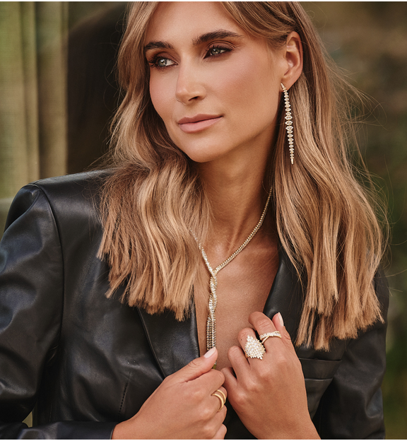 Zestaw biżuterii w odcieniu złota – odważna elegancja z nutą wieczorowego blasku ZN0016