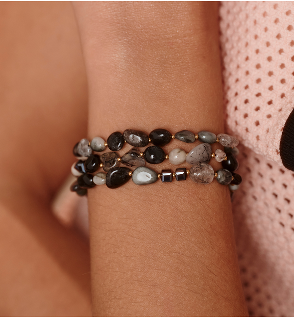 Bransoletka potrójna z czarnymi i szarymi kamieniami BSC2360