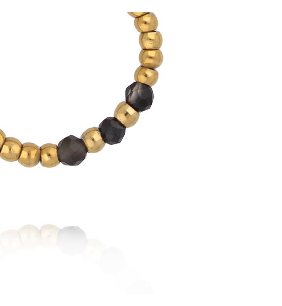 Pierścionek elastyczny ze złotych kuleczek z czarnym agatem PTW0621