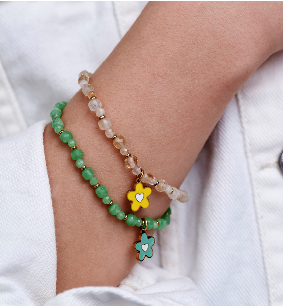 Bransoletka z jadeitu z emaliowanym kwiatkiem BTW3705