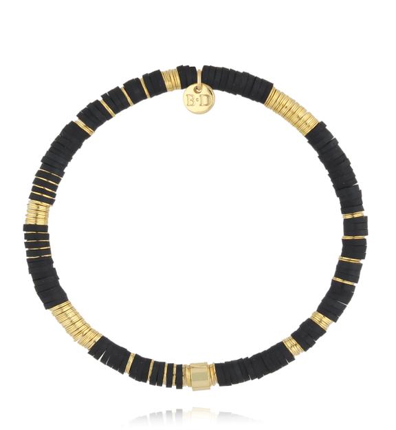 Bransoletka z czarnych koralików ze złotymi akcentami BSC2399