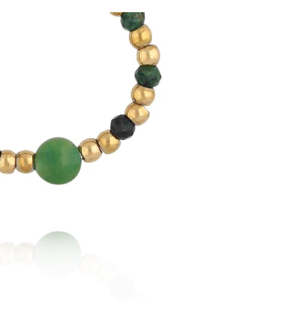 Pierścionek elastyczny ze złotych kuleczek z zielonym jadeitem afrykańskim PTW0613