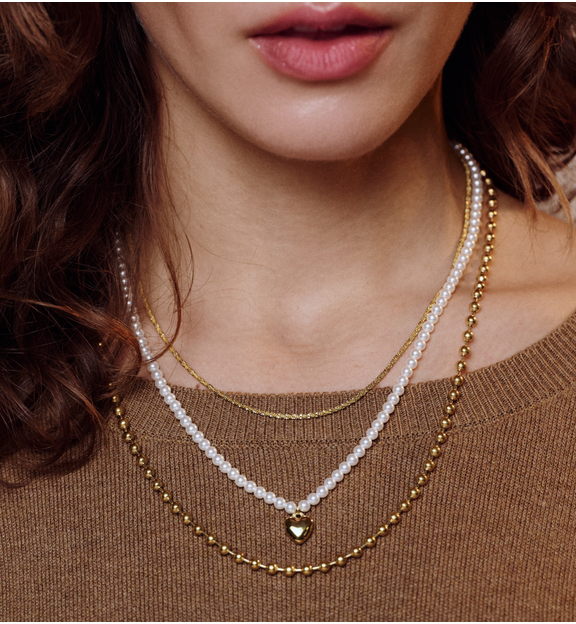 Naszyjnik podwójny – perły i złoty łańcuszek z sercem NSY0633