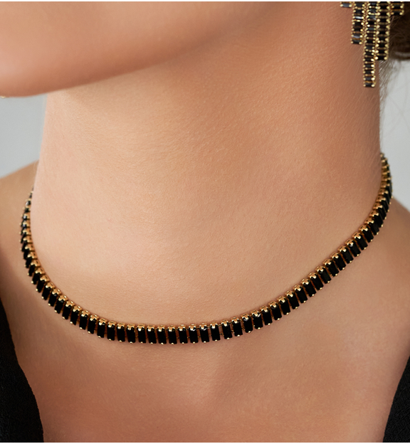 Naszyjnik tenisowy z czarnymi kryształkami Mariah 34 cm NS0110