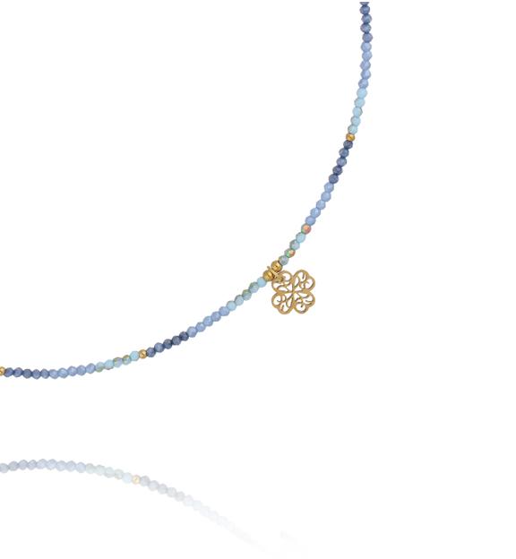 Naszyjnik z niebieskiej cyrkonii i szklanych kryształków z ażurową zawieszką – rozetka NTW1628