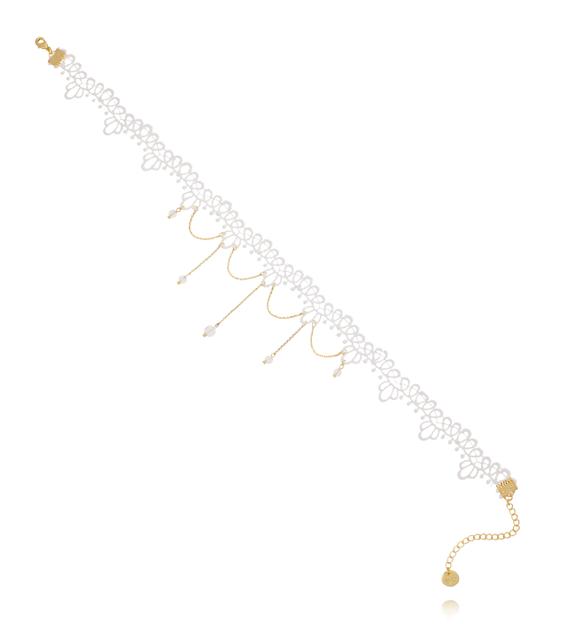 Choker z białej koronki z delikatnymi łańcuszkami i kryształkami NLU0045