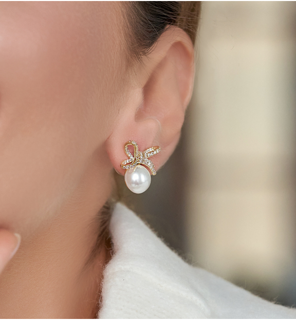 Kolczyki złote z perłami Coco KPE0084