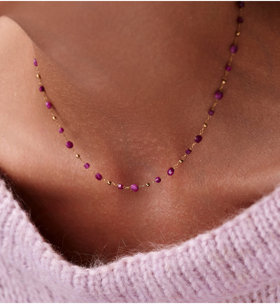 Naszyjnik delikatny z rubinami NPA1395