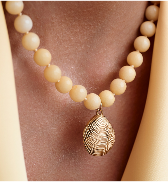 Naszyjnik z żółtymi jadeitami i muszlą NPA1448