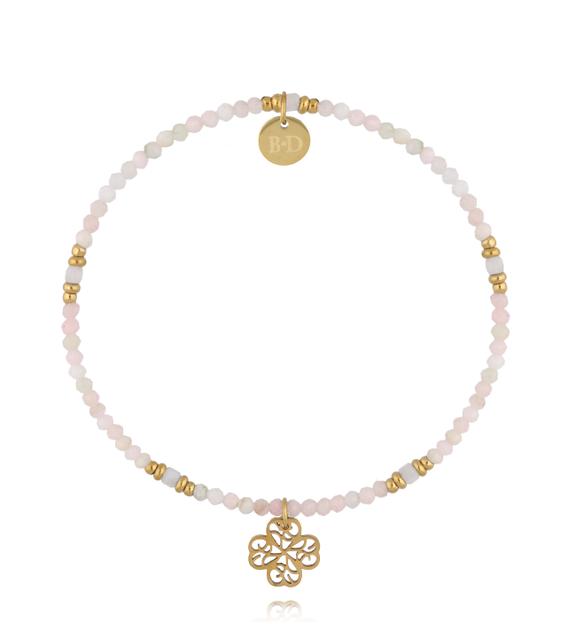 Bransoletka z różowymi opalami i koniczynką BTW3690