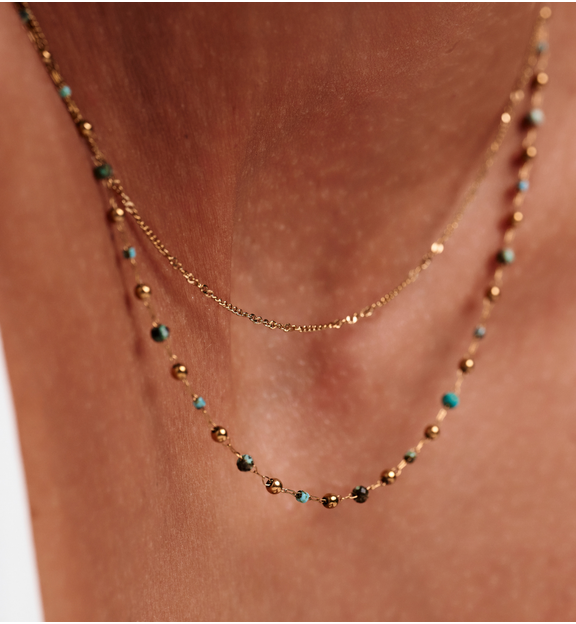 Naszyjnik  z turkusem afrykańskim i drobnymi koralikami NEA0090