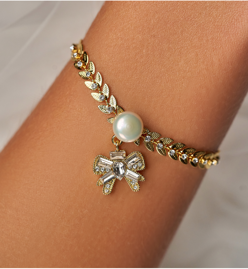 Bransoletka z kokardą i perłą Perle Blanche BSS0179